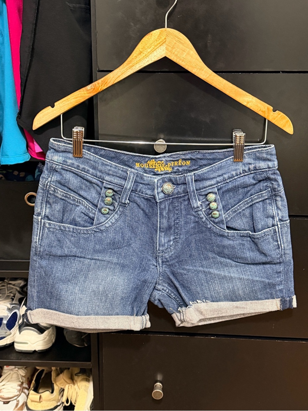 Mid-Rise Rolled Cuff Jean Shorts - Blue